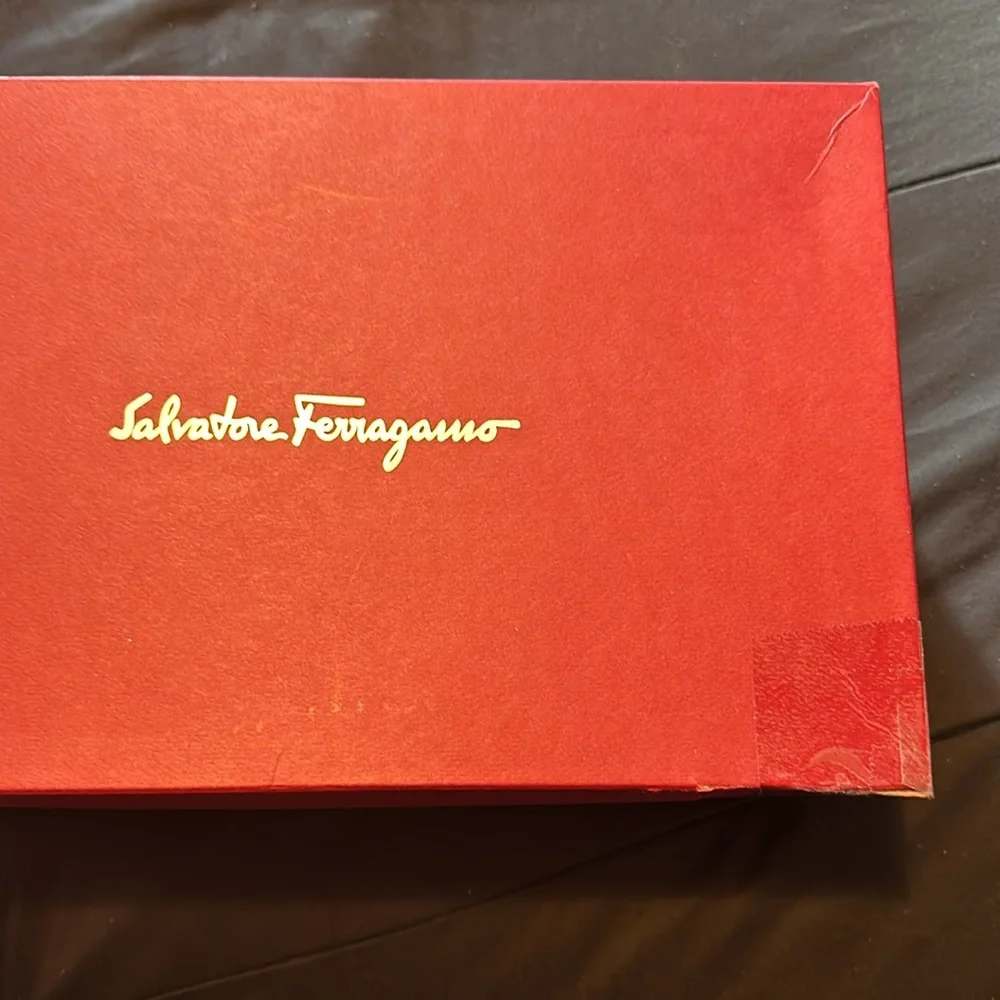 Salvatore Ferragamo men boat shoes NEW